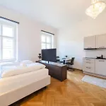 Gh Luxury Graz, Goesser Haus *