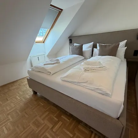 Gh Luxury Graz, Goesser Haus *
